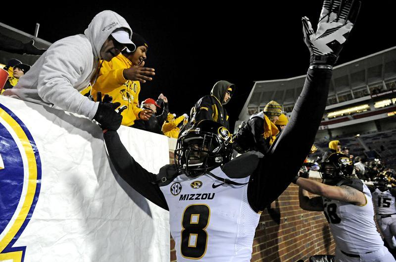 Franklin fires Tigers in road victory over Ole Miss