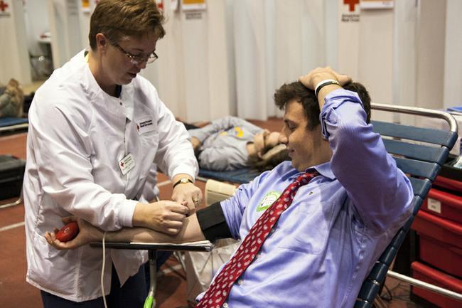 Homecoming Blood Drive collects 4,643 units at Hearnes