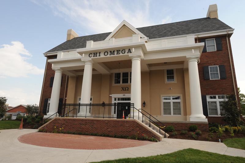 Greek chapters renovate and move in Greektown before fall