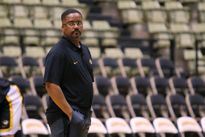 STORIFY: Social media reacts to Missouri basketball announcing NCAA violations