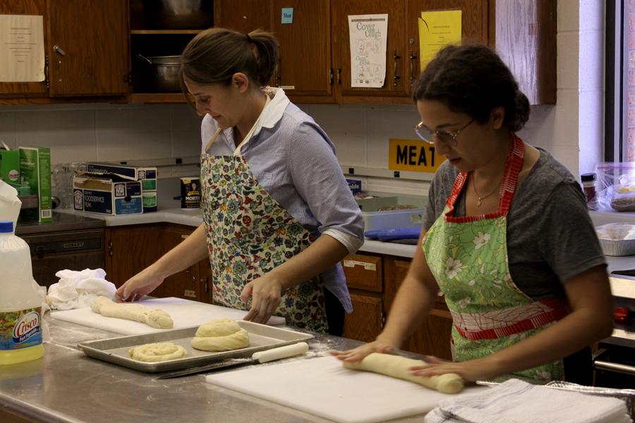‘Challah for Hunger’ raises money for local food bank