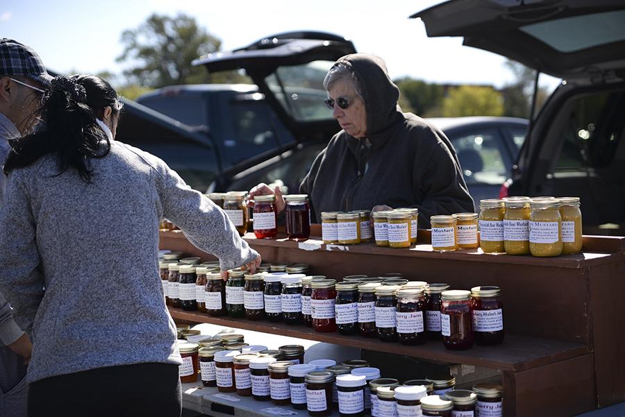 A primer on CoMo farmers markets