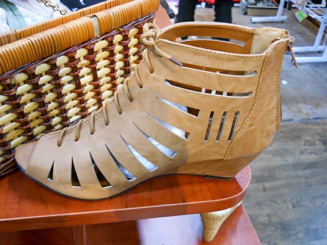 Columbia’s boutiques are ready and armed for spring