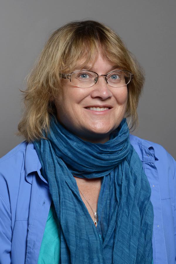 Trudy Lewis to publish novel, “The Empire Rolls”