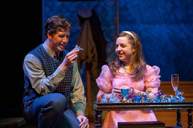 ‘The Glass Menagerie’ shines at Rhynsburger Theatre