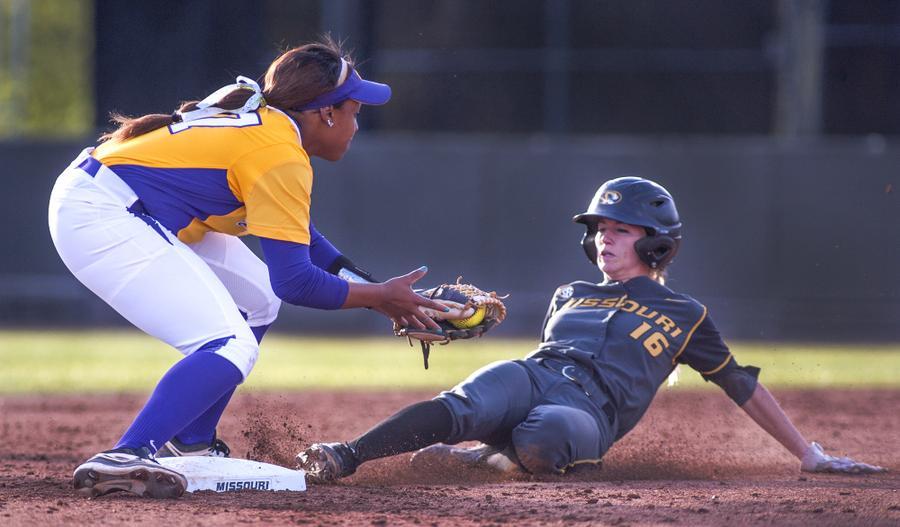 Missouri softball prepares for NCAA tournament