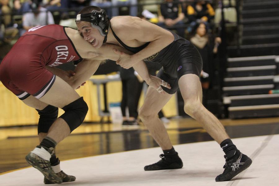 Missouri wrestling looks for fourth-straight MAC championship