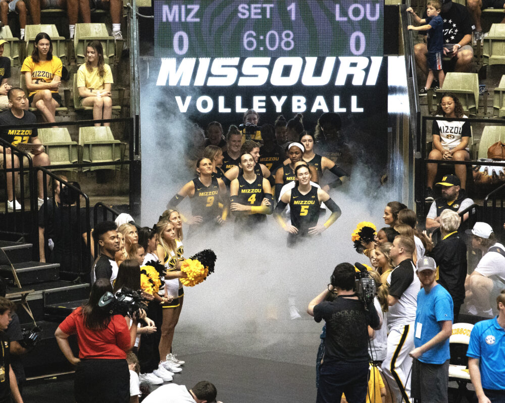 Missouri volleyball handed first loss of the season by third ranked Louisville