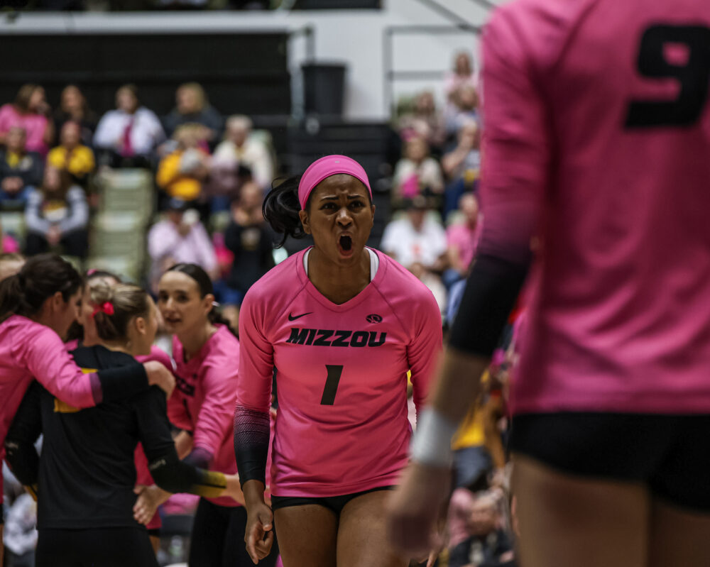 Missouri volleyball has zero answers for Kentucky offense on the road
