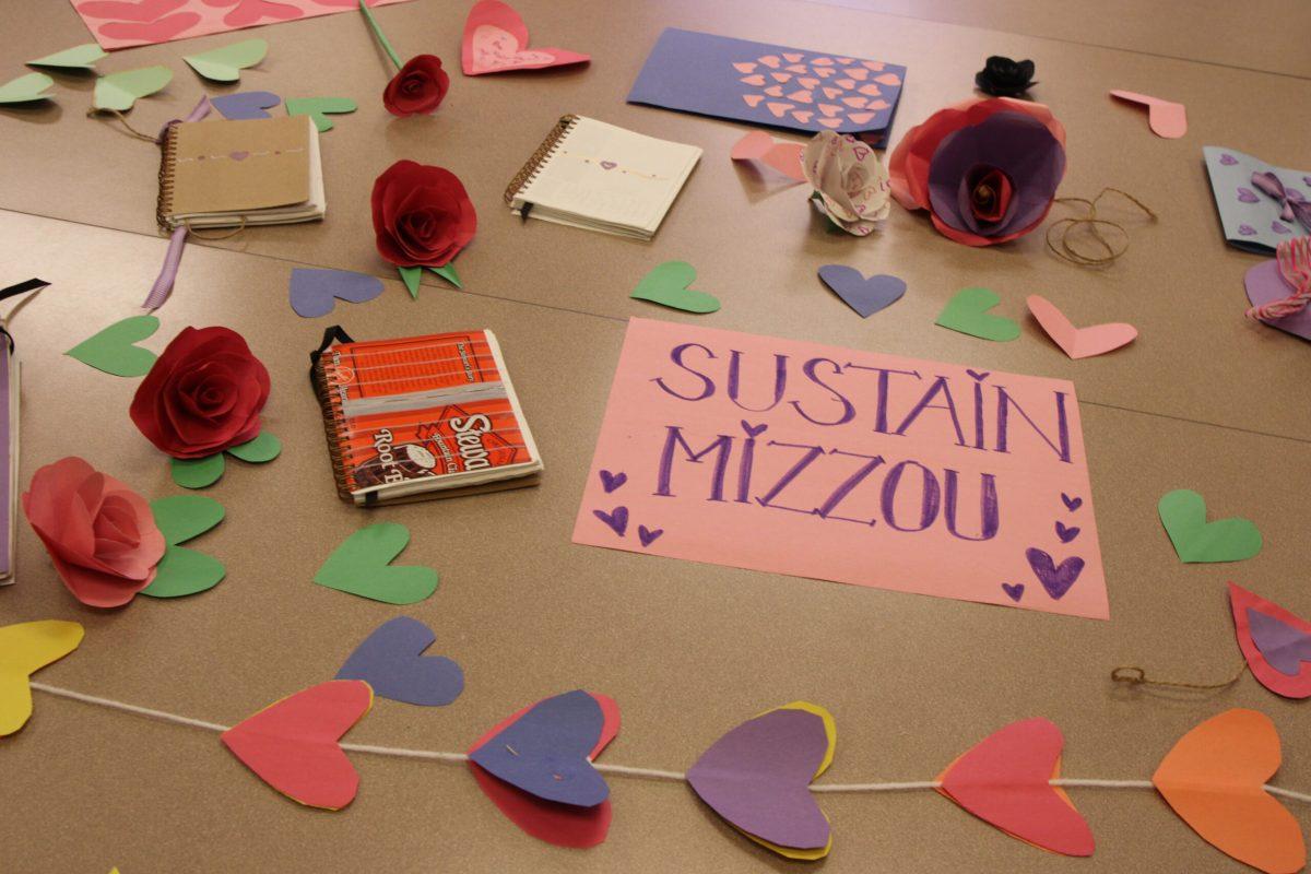 Crafts are placed in an array on a table.